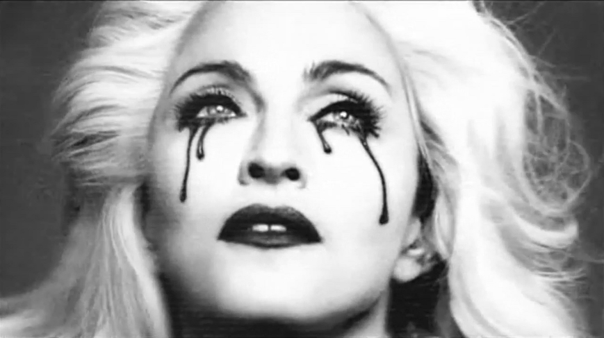 Madonna: Online il video di "Girl Gone Wild"