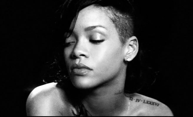Rihanna: online il nuovo video "Diamonds"