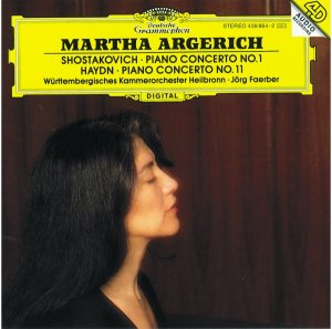 Shostakovich: Concerto For Piano, Trumpet And String Orchestra, Op. 35 / Haydn: Concerto For Piano And Orchestra In D Major, Hob. XVIII:11 - Martha Argerich, Guy Touvron, Württembergisches Kammerorchester Heilbronn