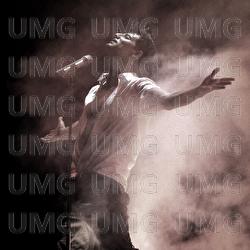 Mia Hara Na Pernas - Sakis Rouvas