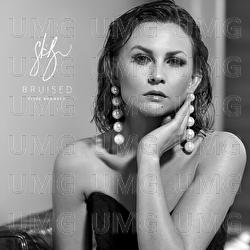 Bruised - Stine Bramsen