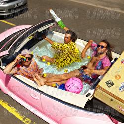 I See Fire - Naive New Beaters, Ana Zimmer