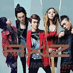 Hug Me - AXIZ
