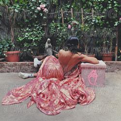 Heart-Shaped Box - Amber Mark