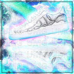 Mit den Nikes - S&auml;&auml;ftig