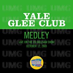 College Football Fight Song Medley (Harvard, Princeton, Amherst & Yale) - Yale Glee Club
