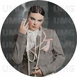 Doesn't Matter - BENEE