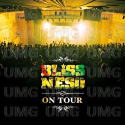 On Tour - Bliss n Eso