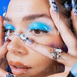 Siostro - Meggie, Newlight$