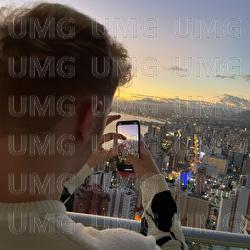 to wlasnie daje mi high - be vis, M&Oslash;JI