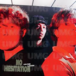 No Hesitation - Lyan Paris, Anders
