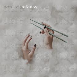 En Blanco - Molina Molina