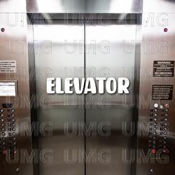 Elevator - Luc Huy