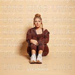 dressing room - Lydia Sutherland