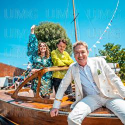 Zeil Je Voor Het Eerst - Bart Ka&euml;ll, Dorothee Vegas & Like Maarten