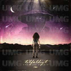 Tilf&aelig;ldigt - Caroline Dubois, D1MA