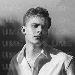 Grawitacja - Mateusz Gędek