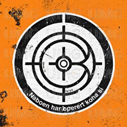 Naboen har operert kona si - B&oslash;rse