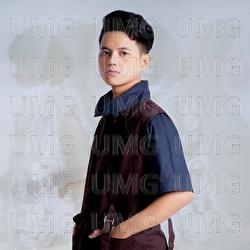 Hatiku Di Kakimu - Stevan Pasaribu