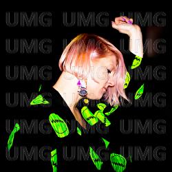 EXTRA - Yavis, Eveliina M&auml;&auml;tt&auml;