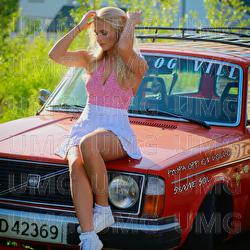 Pimpa Opp En Volvo - Synne Sol