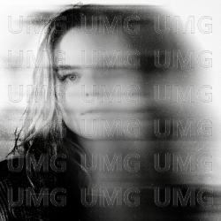 Ulykkelig - Karoline Mousing