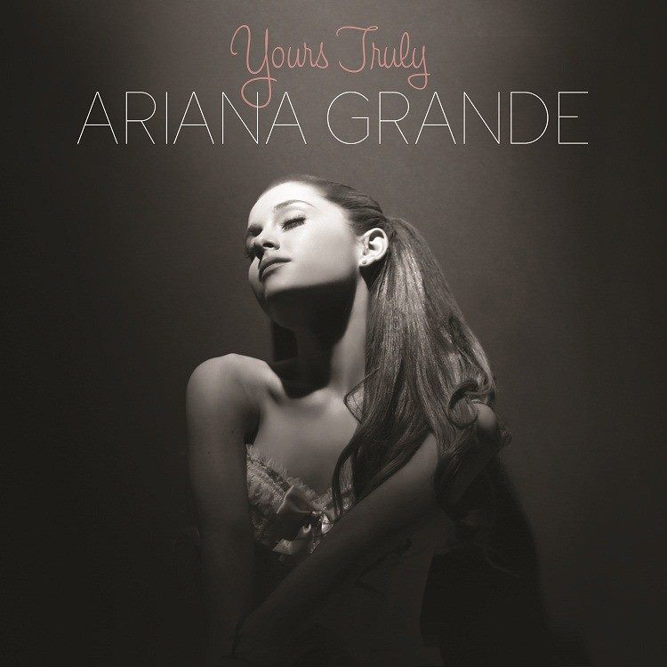 ARIANA GRANDE: l'album di debutto "Yours Truly" ora anche nei negozi italiani