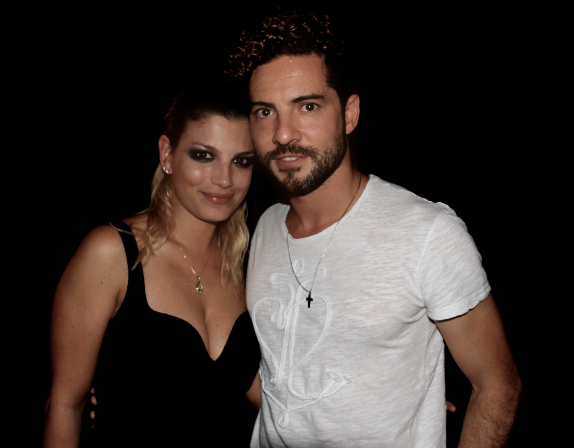 DAVID BISBAL: L'artista n.1 della musica latino-americana dell'ultimo decennio duetta con EMMA in  "Hombre de tu vida"