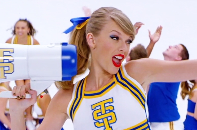 TAYLOR SWIFT n.1 in USA con il nuovo singolo  "SHAKE IT OFF", il migliore debutto del 2014