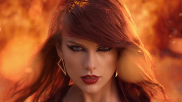 TAYLOR SWIFT: Pioggia di premi per la star ai Billboard Music Awards 2015