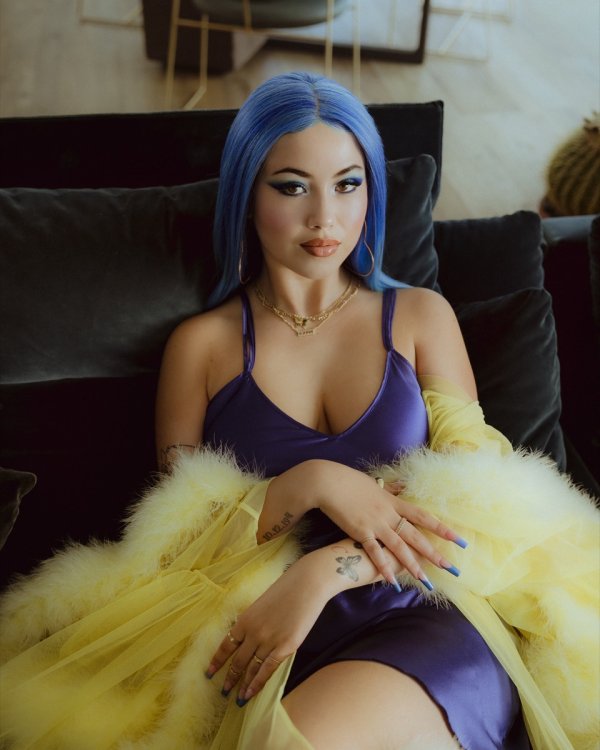 Gasolina è l’ultimo singolo di ANNA