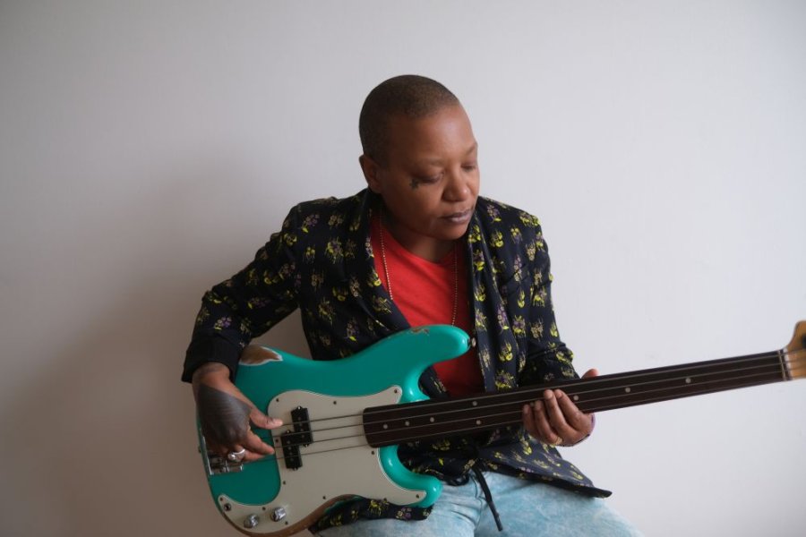 “Be open… music is a gift”: domani è il giorno in cui uscirà 'The Omnichord Real Book', il primo album Blue Note di Meshell Ndegeocello