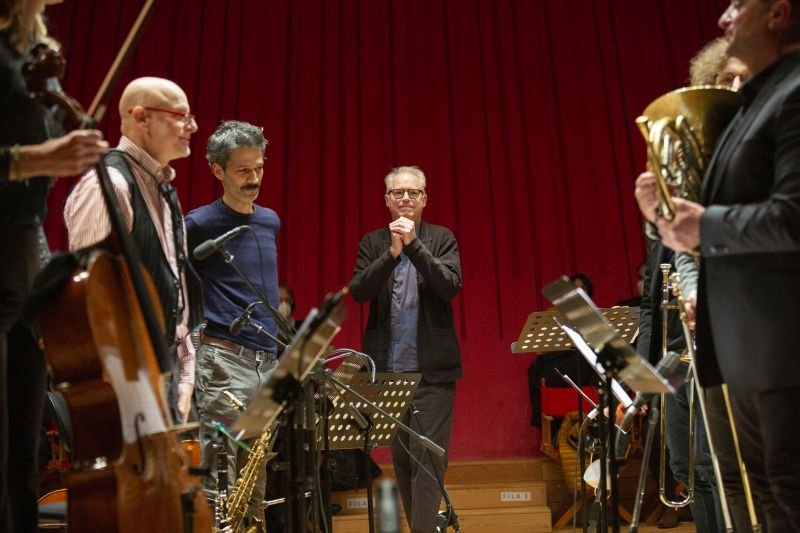 Bill Frisell annuncia l'uscita il 19 aprile di "Orchestras", sontuoso doppio album Blue Note