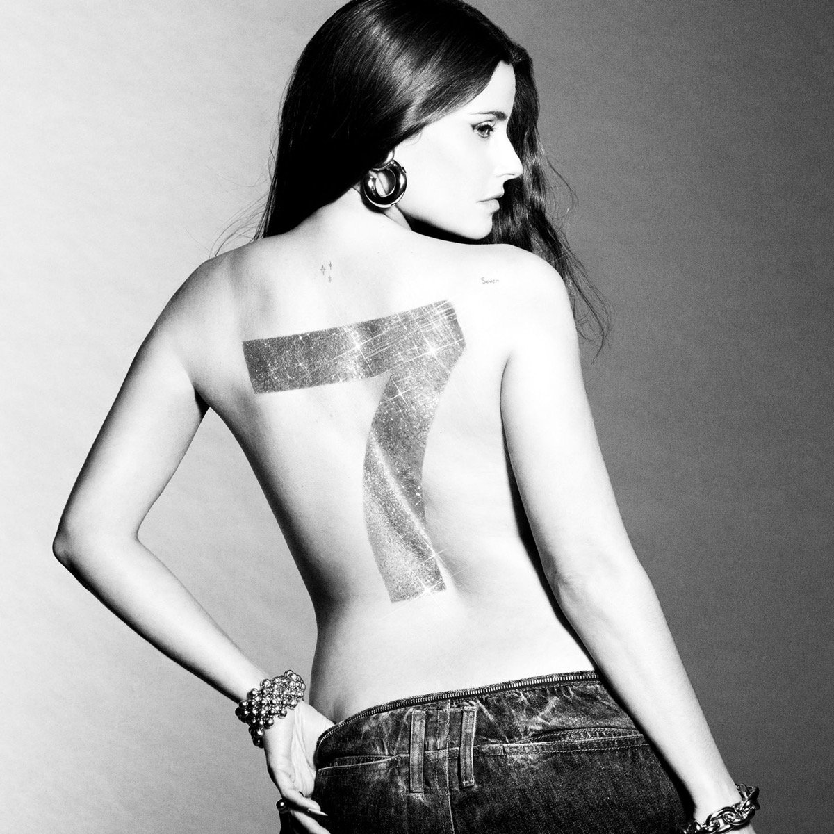 Nelly Furtado torna con “7”: l’album più personale della sua carriera