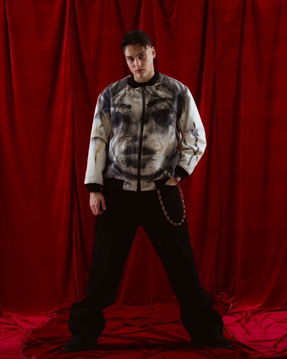 Kid Yugi da record: &ldquo;Anche gli eroi muoiono&rdquo; &egrave; Platino in una settimana e segna il miglior debutto dell&rsquo;era streaming