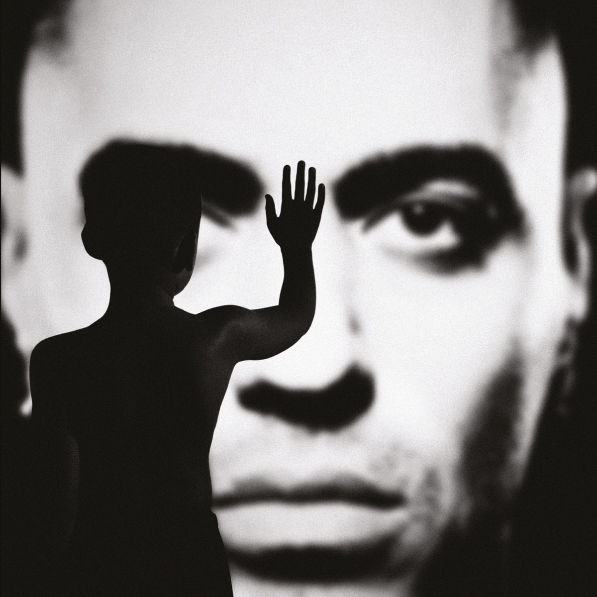 Marracash conquista il disco di diamante con l'album "Persona"