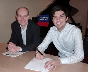 Il giovane pianista uzbeco Behzod Abduraimov entra nella scuderia Decca.