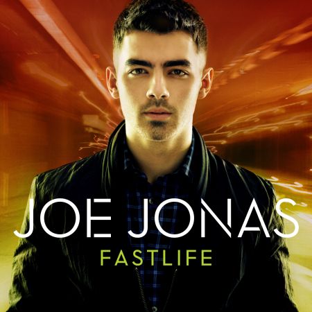 Joe Jonas: il primo album da solista Fastlife da oggi nei negozi e in download digitale