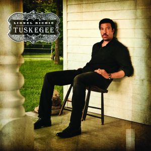 Lionel Richie esplora le sue prime influenze musicali nel nuovo album di duetti Tuskegee
