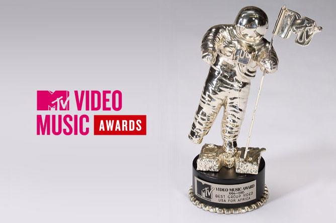 MTV Video Music Awards 2012: i vincitori e le esibizioni di Rihanna, Frank Ocean, Taylor Swift, Demi Lovato, Lil Wayne