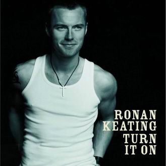 E' uscito il nuovo album di RONAN KEATING “Turn it on”