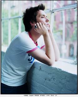RUFUS WAINWRIGHT:  MERCOLEDI' 9 GIUGNO INCONTRA I FANS ALLA FNAC DI VERONA