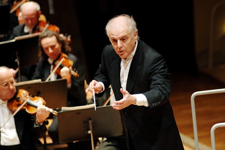 Barenboim dirige la Filarmonica per Fondazione Don Gnocchi
