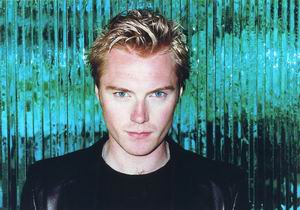 RONAN KEATING: IL NUOVO ALBUM  CONTIENE UN DUETTO CON YUSUF ISLAM (CAT STEVENS)