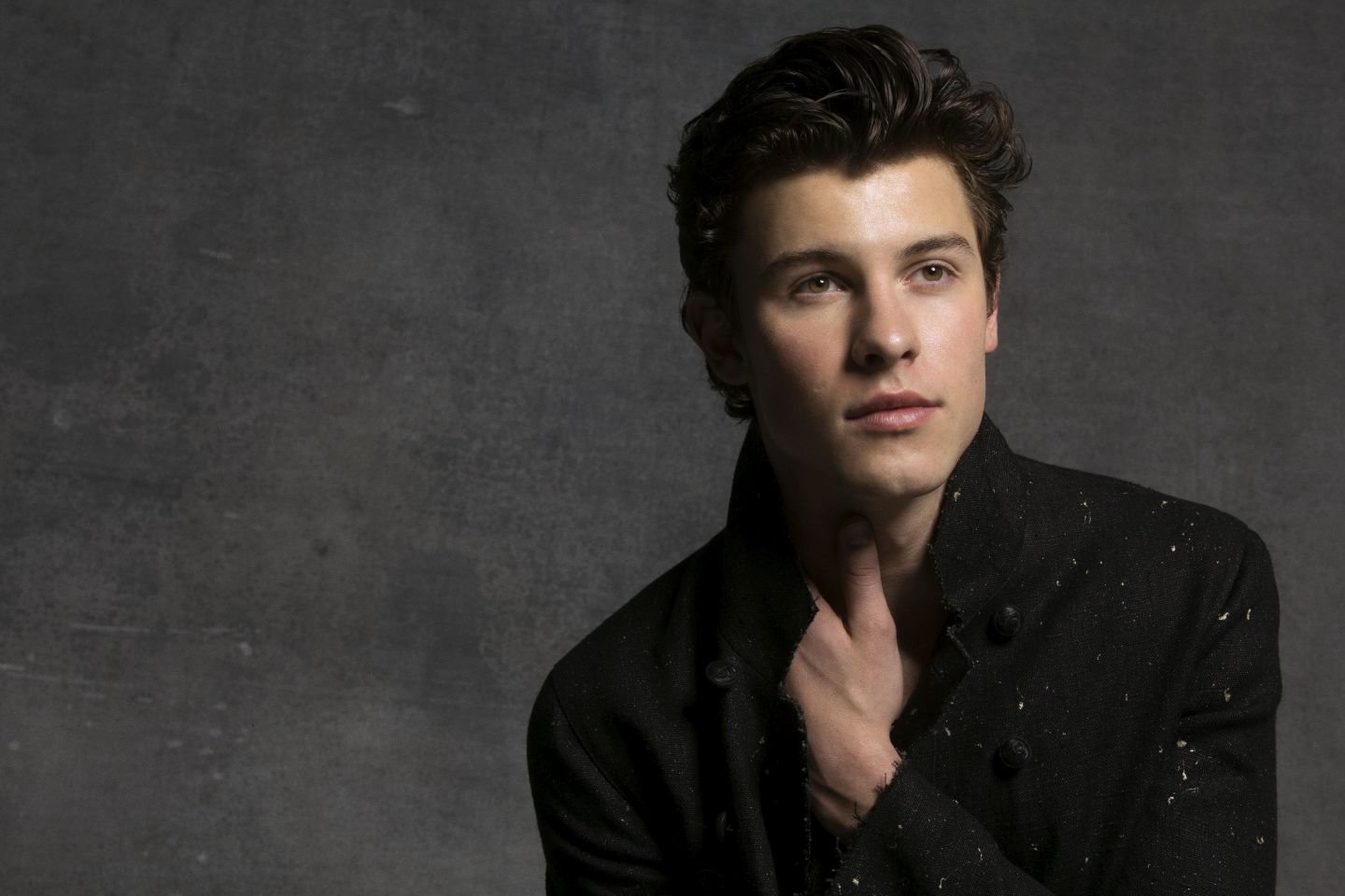 Inserito da TIME nella classifica 100 Most Influential People of 2018, Il 25 maggio esce il suo nuovo album omonimo “SHAWN MENDES”