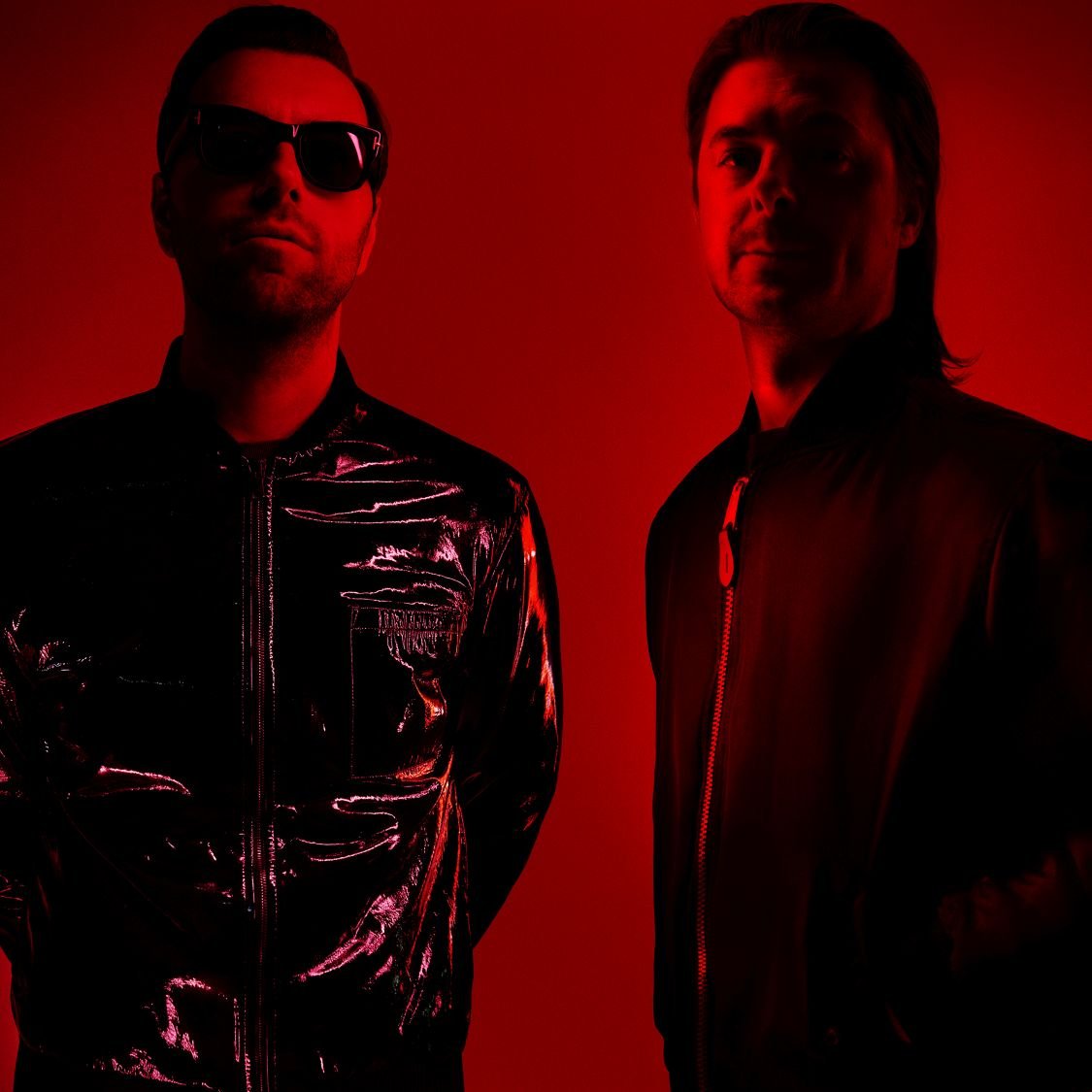 Axwell /\ Ingrosso tornano con il nuovo singolo “DANCING ALONE” FEAT. RØMANS, in tutti gli store digitali e da venerdì 6 luglio in radio